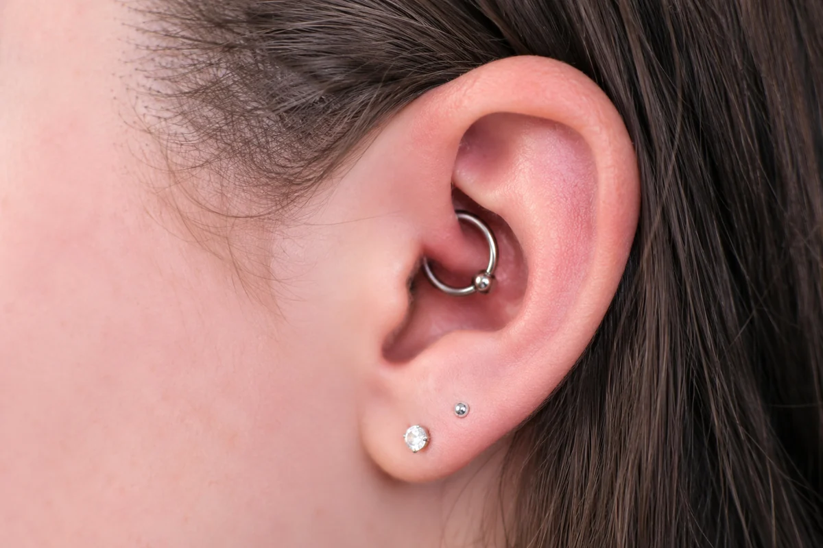 When can you change daith jewelry? Daith piercing jewelry — When can you change daith jewelry?